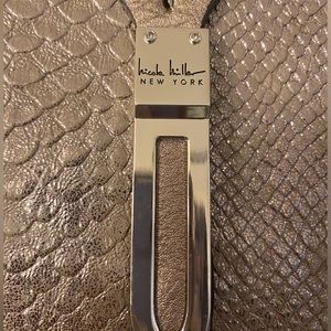 🙌🙌 BOGO 1/2 OFF 🙌🙌  Nicole Miller Snakeskin Crossbody/Shoulder Bag EUC
